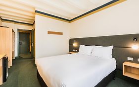 Statesman Hotel Canberra 3* Australia